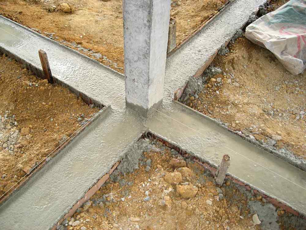 Concrete footing and foundation being formed for a home